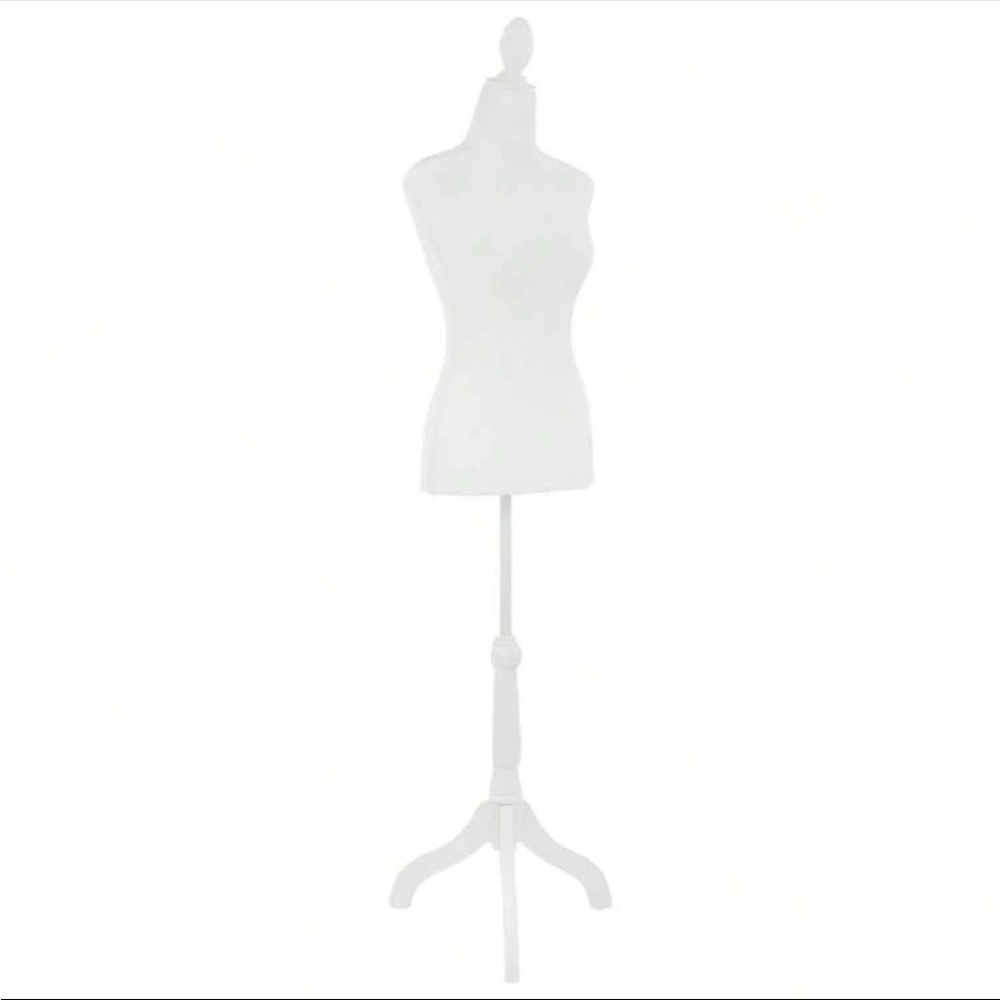 White mannequin